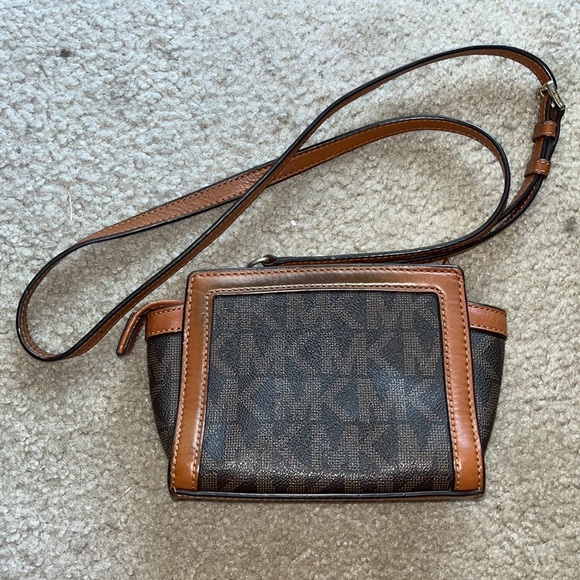 Michael Kors small crossbody bag - Picture 6 of 10